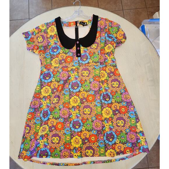Floral Multicolor Dress with Black Collar - Picture 2 of 12